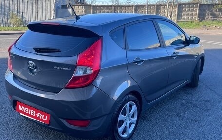 Hyundai Solaris II рестайлинг, 2011 год, 780 000 рублей, 5 фотография