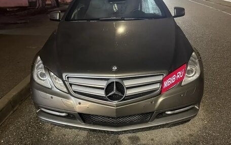 Mercedes-Benz E-Класс, 2011 год, 1 180 000 рублей, 5 фотография