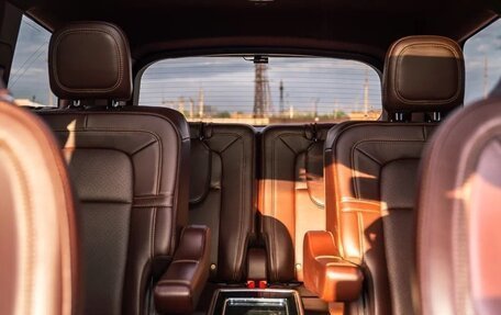 Lincoln Aviator II, 2020 год, 6 490 000 рублей, 14 фотография