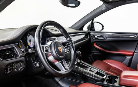 Porsche Macan I рестайлинг, 2016 год, 3 300 000 рублей, 16 фотография