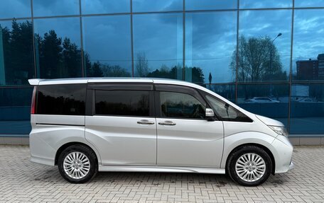 Honda Stepwgn IV, 2016 год, 1 850 000 рублей, 15 фотография