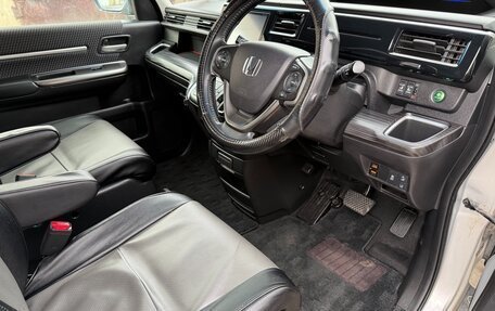 Honda Stepwgn IV, 2016 год, 1 850 000 рублей, 6 фотография
