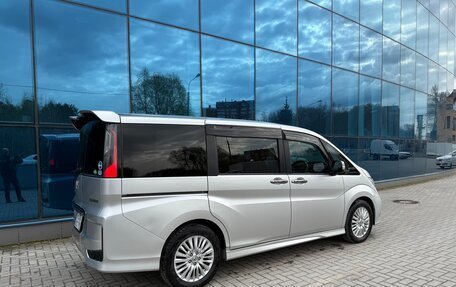 Honda Stepwgn IV, 2016 год, 1 850 000 рублей, 16 фотография