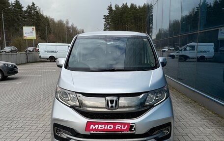 Honda Stepwgn IV, 2016 год, 1 850 000 рублей, 20 фотография
