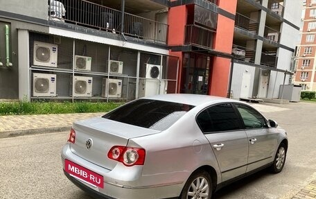 Volkswagen Passat B6, 2007 год, 435 000 рублей, 6 фотография