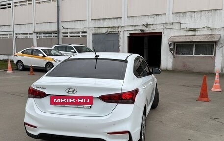 Hyundai Solaris II рестайлинг, 2019 год, 1 450 000 рублей, 5 фотография