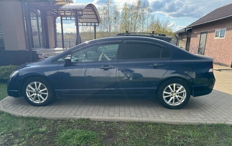 Honda Civic VIII, 2010 год, 750 000 рублей, 2 фотография