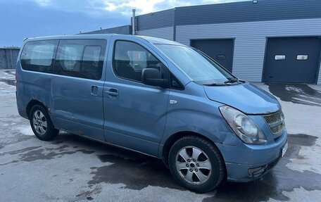 Hyundai Grand Starex Grand Starex I рестайлинг 2, 2008 год, 650 000 рублей, 2 фотография