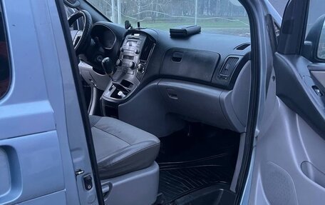 Hyundai Grand Starex Grand Starex I рестайлинг 2, 2008 год, 650 000 рублей, 12 фотография