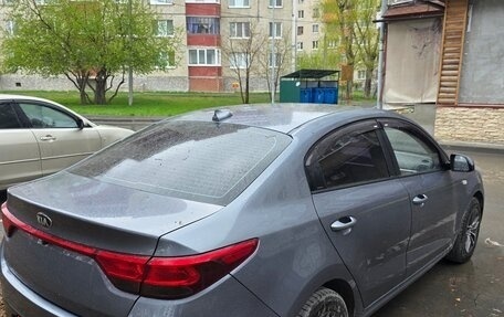 KIA Rio IV, 2018 год, 1 100 000 рублей, 4 фотография