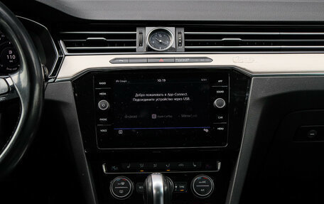 Volkswagen Passat B8 рестайлинг, 2019 год, 2 250 000 рублей, 11 фотография