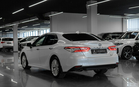 Toyota Camry, 2020 год, 3 200 000 рублей, 4 фотография
