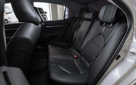 Toyota Camry, 2020 год, 3 200 000 рублей, 13 фотография