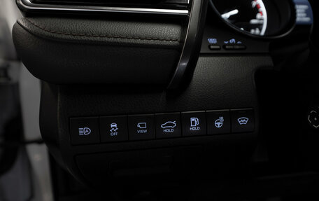 Toyota Camry, 2020 год, 3 200 000 рублей, 20 фотография
