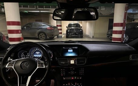 Mercedes-Benz E-Класс, 2015 год, 1 450 000 рублей, 2 фотография