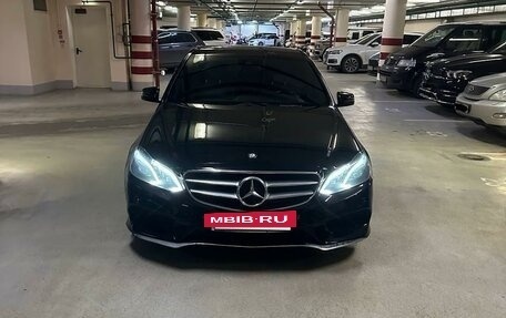 Mercedes-Benz E-Класс, 2015 год, 1 450 000 рублей, 13 фотография