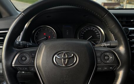 Toyota Camry, 2019 год, 3 100 000 рублей, 9 фотография