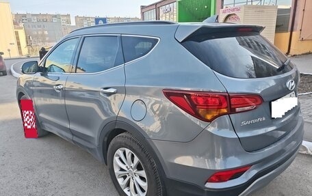 Hyundai Santa Fe III рестайлинг, 2017 год, 2 500 000 рублей, 2 фотография