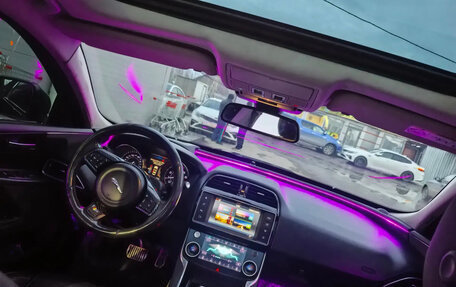 Jaguar XE I рестайлинг, 2015 год, 12 фотография