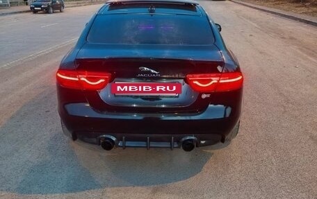 Jaguar XE I рестайлинг, 2015 год, 9 фотография
