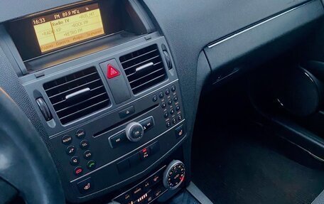 Mercedes-Benz C-Класс, 2010 год, 980 000 рублей, 6 фотография