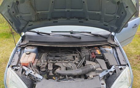 Ford Focus II рестайлинг, 2006 год, 270 000 рублей, 13 фотография