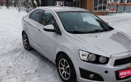 Chevrolet Aveo III, 2012 год, 700 000 рублей, 3 фотография