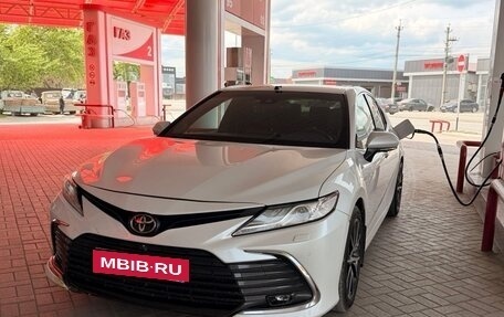 Toyota Camry, 2021 год, 2 950 000 рублей, 3 фотография