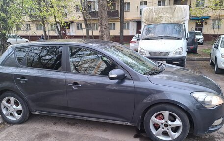 KIA cee'd I рестайлинг, 2010 год, 490 000 рублей, 2 фотография