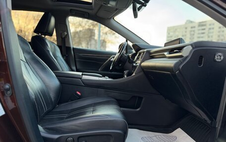Lexus RX IV рестайлинг, 2016 год, 2 890 000 рублей, 22 фотография