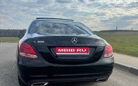 Mercedes-Benz C-Класс, 2018 год, 2 150 000 рублей, 4 фотография