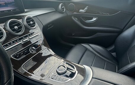 Mercedes-Benz C-Класс, 2018 год, 2 150 000 рублей, 15 фотография