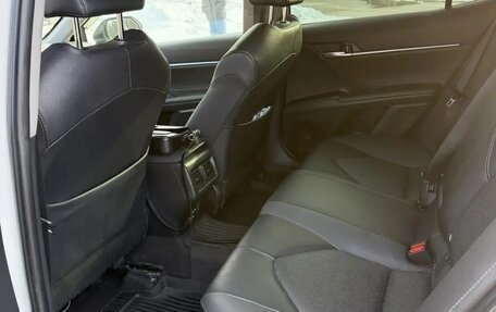 Toyota Camry, 2021 год, 3 155 000 рублей, 5 фотография