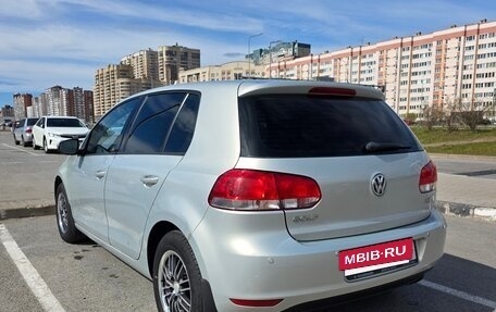Volkswagen Golf VI, 2011 год, 670 000 рублей, 2 фотография