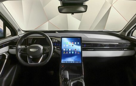 Geely Atlas, 2023 год, 2 495 000 рублей, 13 фотография