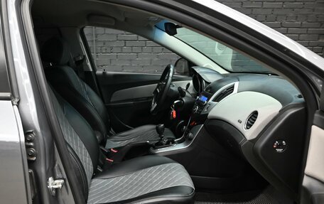 Chevrolet Cruze II, 2013 год, 850 000 рублей, 10 фотография