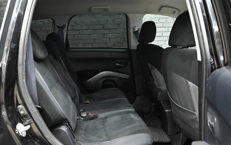 Mitsubishi Outlander III рестайлинг 3, 2008 год, 1 100 000 рублей, 15 фотография
