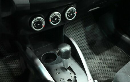 Mitsubishi Outlander III рестайлинг 3, 2008 год, 1 100 000 рублей, 14 фотография