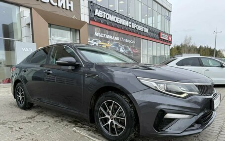 KIA Optima IV, 2018 год, 1 874 600 рублей, 5 фотография