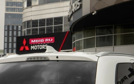Mitsubishi Outlander III рестайлинг 3, 2021 год, 2 698 000 рублей, 25 фотография