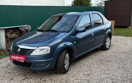 Renault Logan I, 2013 год, 890 000 рублей, 2 фотография