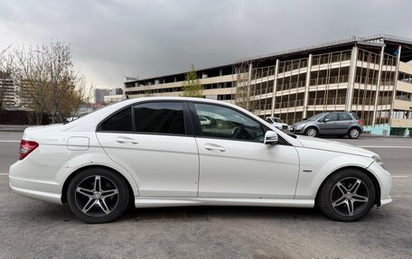 Mercedes-Benz C-Класс, 2010 год, 980 000 рублей, 8 фотография