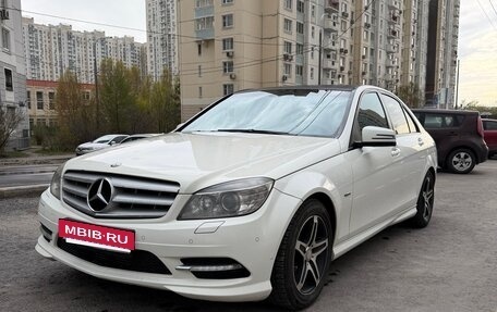 Mercedes-Benz C-Класс, 2010 год, 980 000 рублей, 3 фотография
