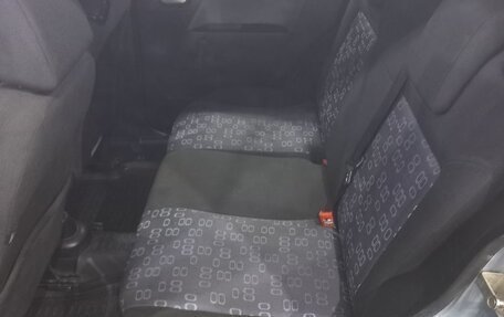 Ford Fusion I, 2005 год, 335 000 рублей, 11 фотография