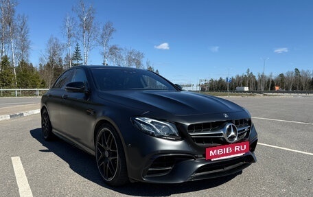 Mercedes-Benz E-Класс AMG, 2017 год, 8 800 000 рублей, 5 фотография