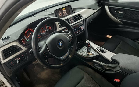 BMW 3 серия, 2015 год, 1 599 000 рублей, 10 фотография