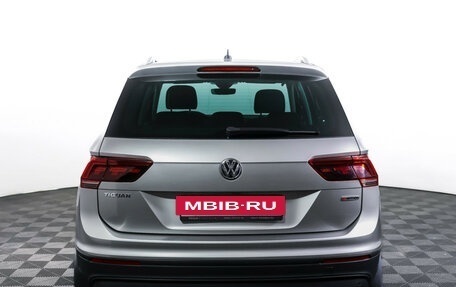 Volkswagen Tiguan II, 2020 год, 2 985 000 рублей, 6 фотография