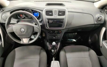 Renault Logan II, 2016 год, 730 000 рублей, 14 фотография