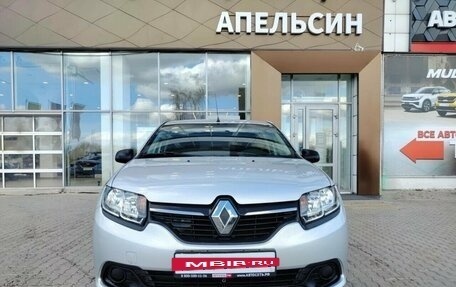 Renault Logan II, 2016 год, 730 000 рублей, 2 фотография