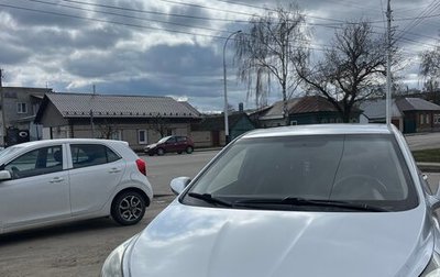 Hyundai Solaris II рестайлинг, 2011 год, 680 000 рублей, 1 фотография